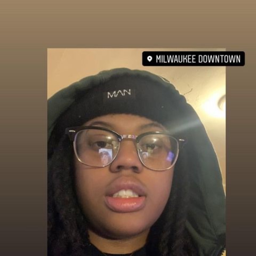 Meet your Posher, Tyra